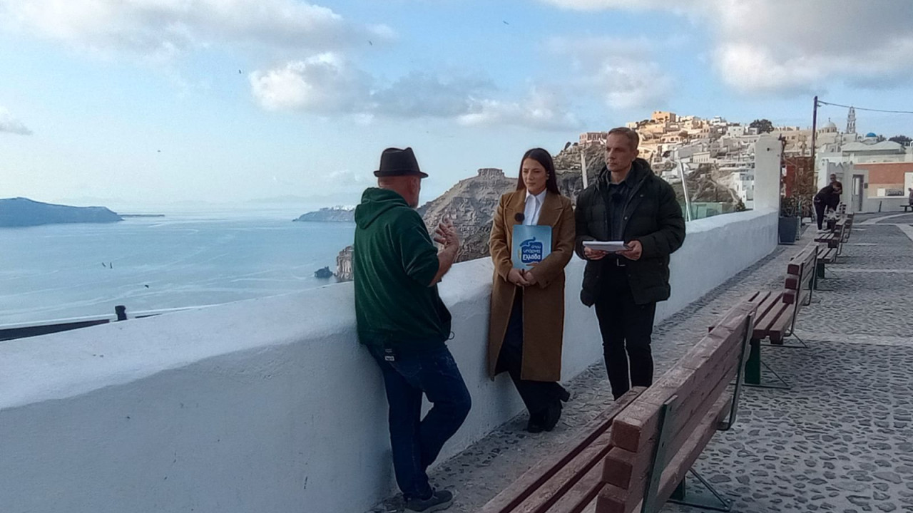 «Όπου υπάρχει Ελλάδα»: Ζωντανά από τη Σαντορίνη για 2η μέρα - Σήμερα στις 14.45, στον ΣΚΑΪ (Δείτε το trailer)