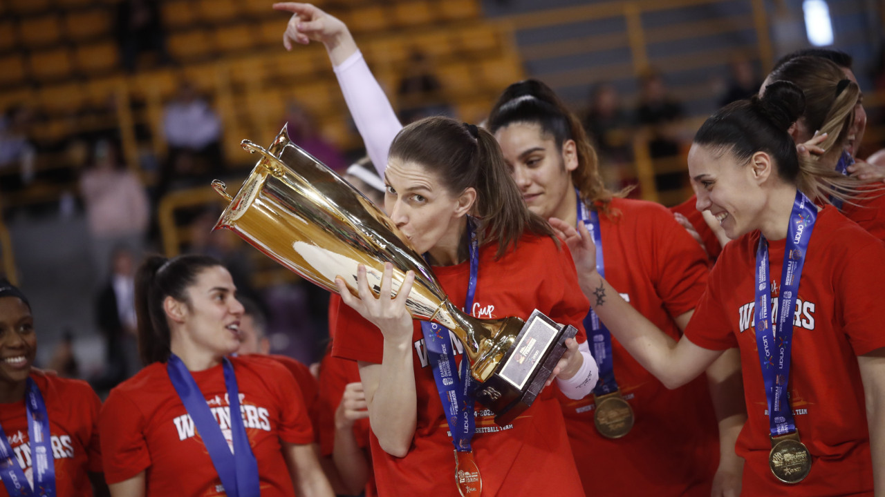 Μπάσκετ Γυναικών: Λύγισε τον μαχητικό ΠΑΣ Γιάννινα και σήκωσε το Κύπελλο ο Ολυμπιακός