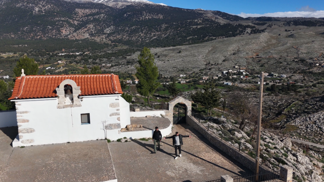 Κρήτη: Ζώντας μοναξιά και ομορφιά στα Λευκά Ορη