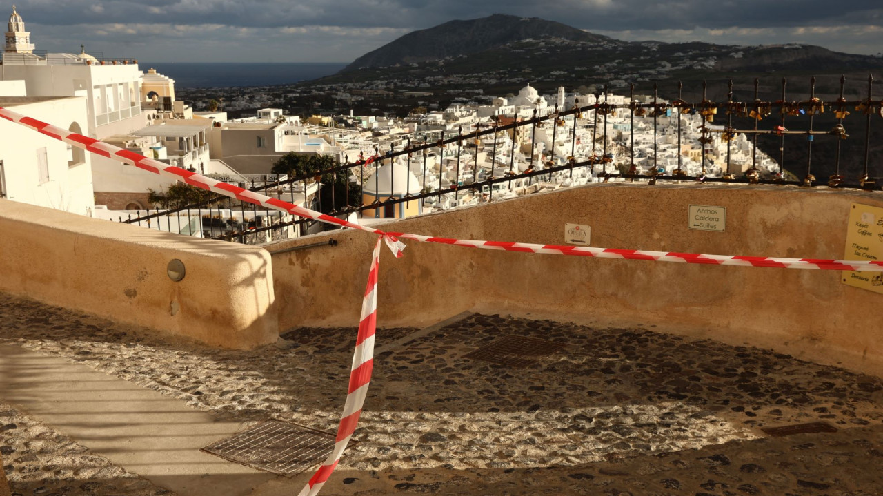 Σαντορίνη – Αμοργός: Την Κυριακή θα αποφασιστεί η συνέχιση ή μη των μέτρων