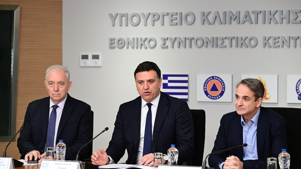 Live: Η ενημέρωση για τους σεισμούς μεταξύ Σαντορίνης και Αμοργού