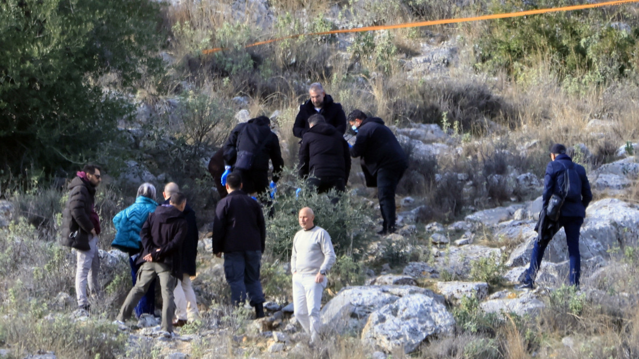 Θρίλερ με τον Βασίλη Καλογήρου – Όλα τα ενδεχόμενα ανοιχτά για τα αίτια θανάτου