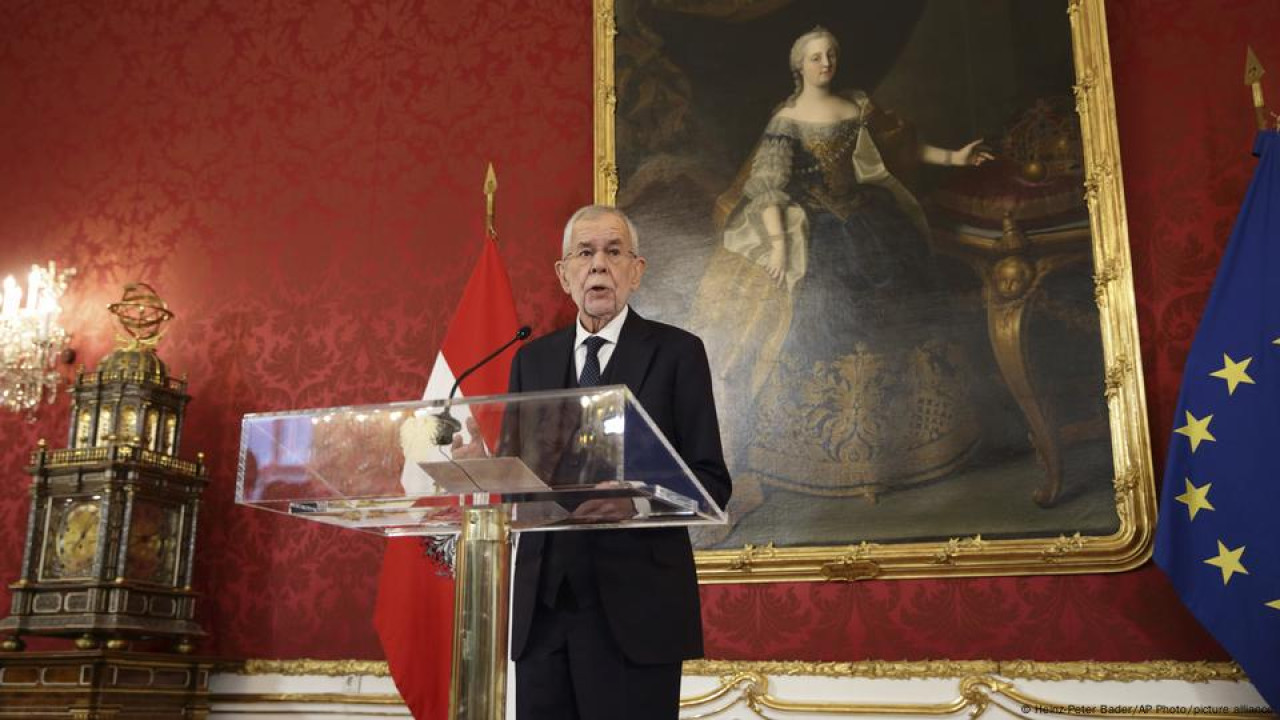 Aυστριακή λύση για την Γερμανία;