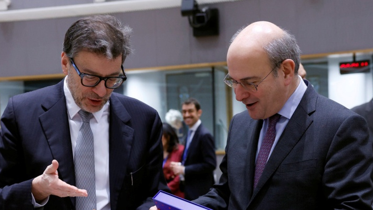 Χατζηδάκης: Στην ατζέντα η ρήτρα διαφυγής για τις αμυντικές δαπάνες στις Βρυξέλλες