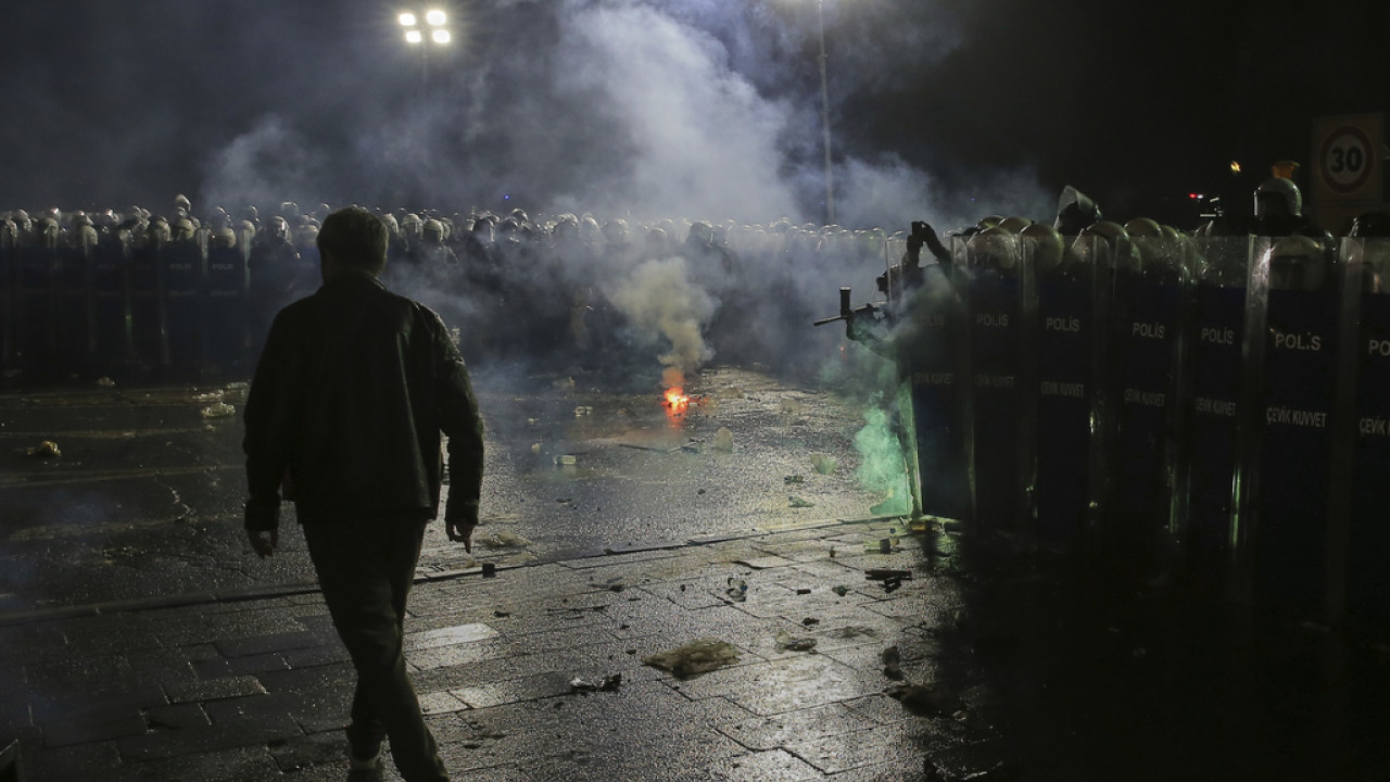 Ιμάμογλου: «Φτάνει πια Ερντογάν – Στις προεδρικές εκλογές έρχεται αξέχαστο χαστούκι»