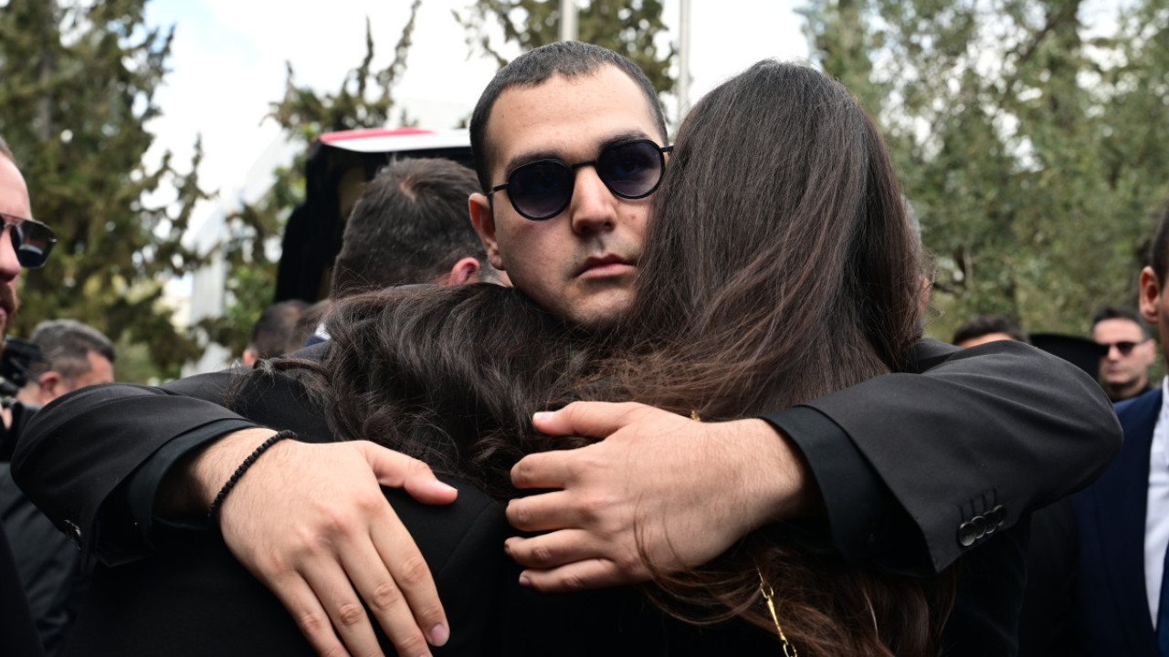 Χρίστος Κούγιας: Γράφετε μέρες τώρα ασυναρτησίες, ενημερώνετε τον κόσμο με ανυπόστατα πράγματα… Χρίστος Κούγιας: Γράφετε μέρες τώρα ασυναρτησίες, ενημερώνετε τον κόσμο με ανυπόστατα πράγματα…