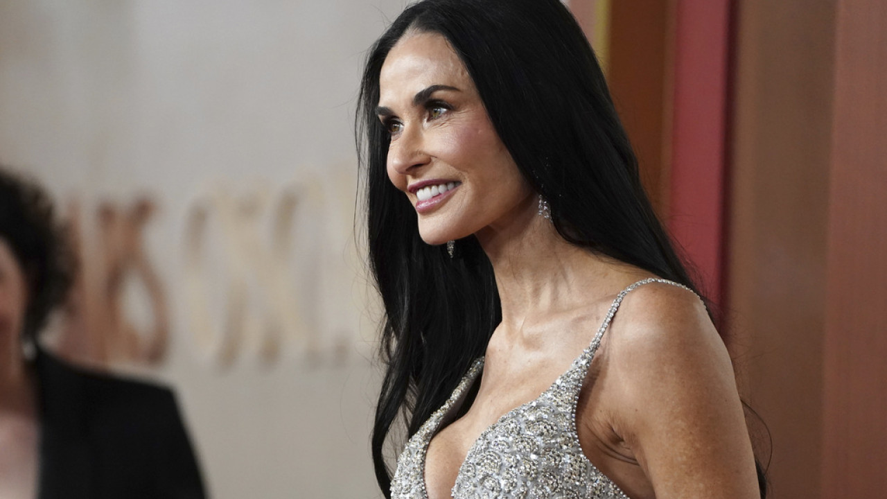 Oscars 2025: H «Made in Greece» ομάδα της Demi Moore πίσω από την εντυπωσιακή εμφάνισή της