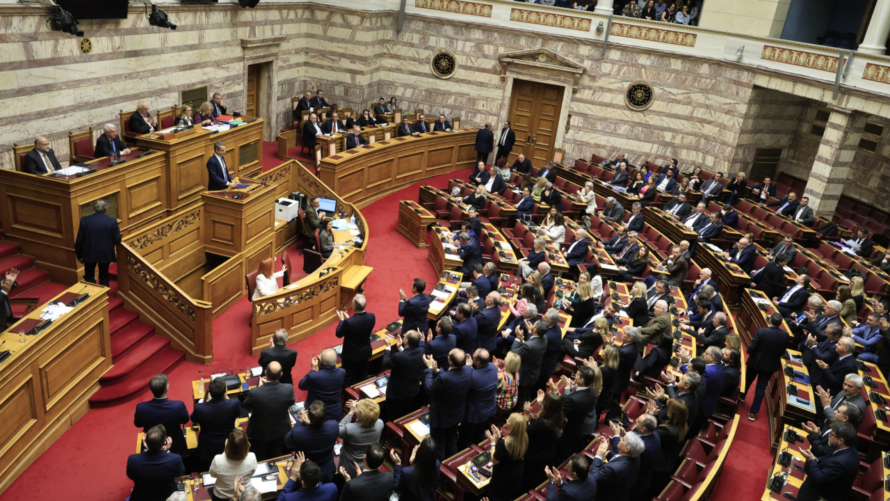 Καταψηφίστηκε η πρόταση δυσπιστίας κατά της κυβέρνησης με 157 κατά, 136 υπέρ