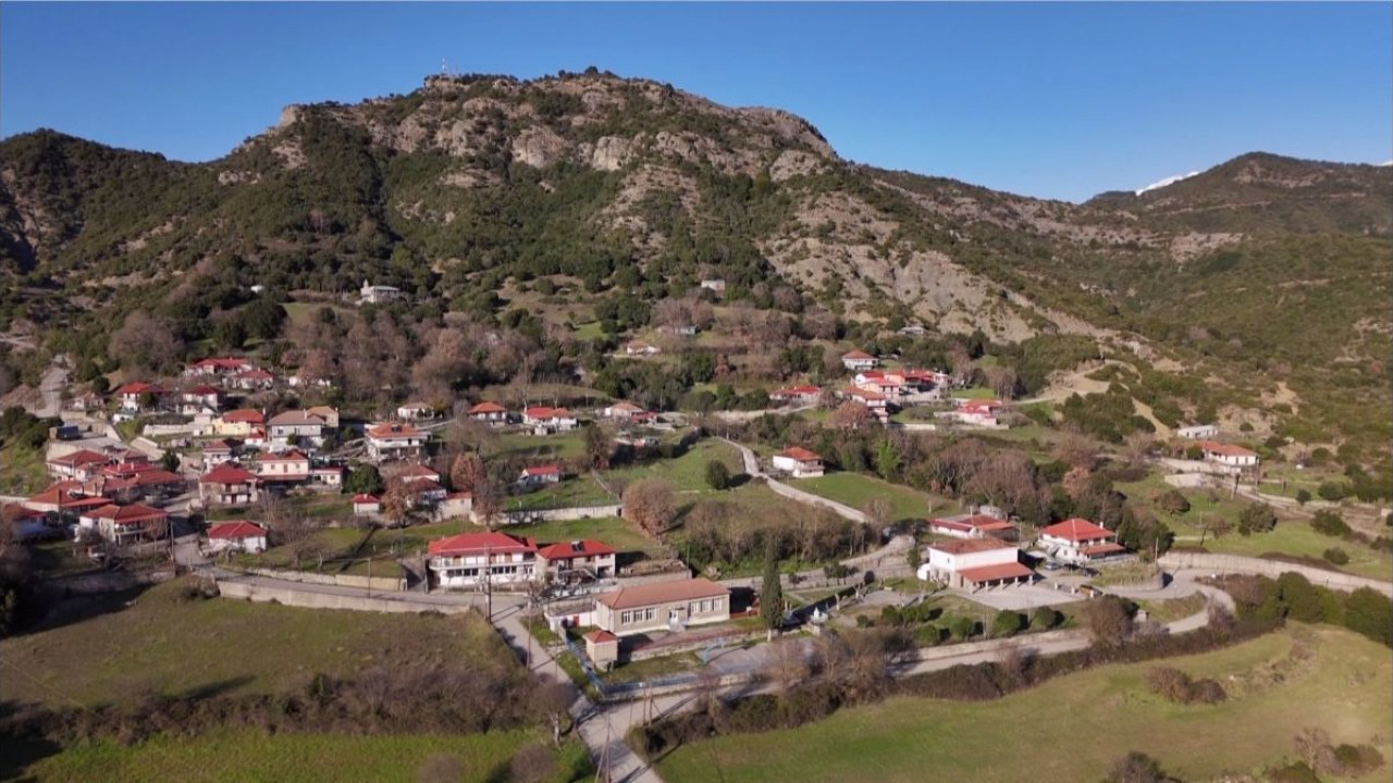 Όπου Υπάρχει Ελλάδα: Βγαίνουμε ζωντανά από το γραφικό Μεγάλο Χωριό της Ευρυτανίας Όπου Υπάρχει Ελλάδα: Βγαίνουμε ζωντανά από το γραφικό Μεγάλο Χωριό της Ευρυτανίας