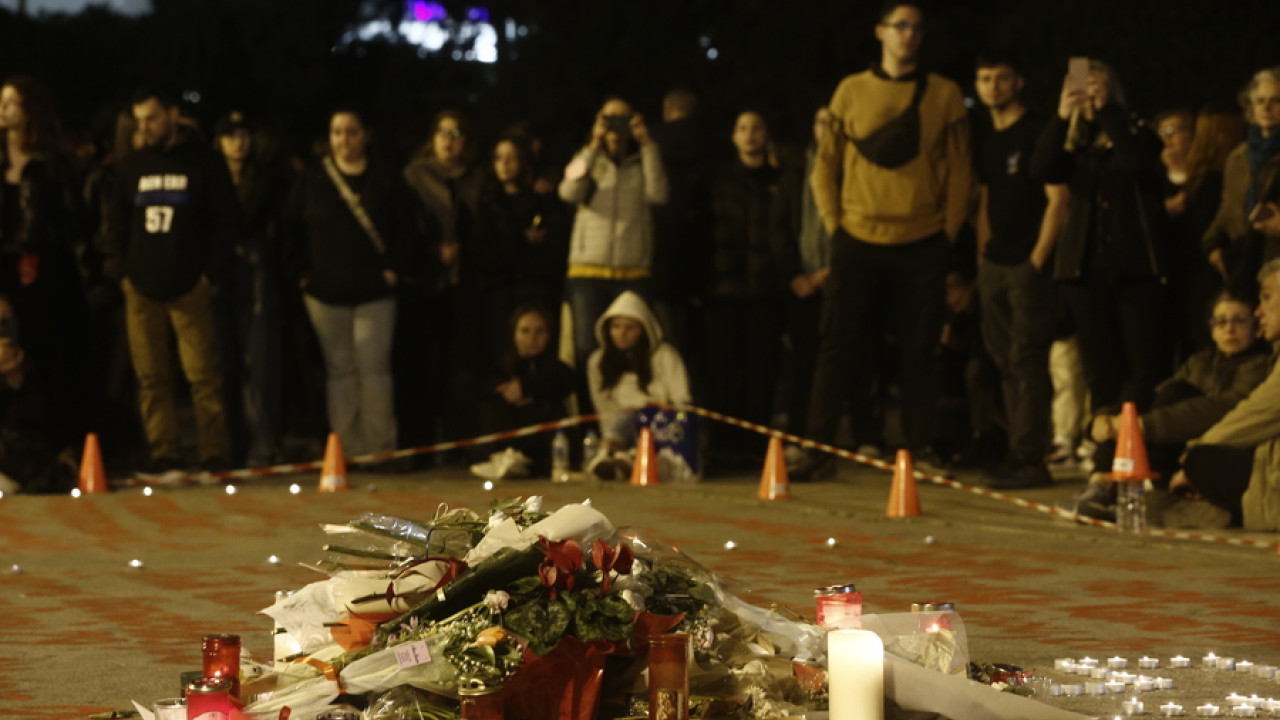 Τέμπη – Συλλαλητήριο: Ολοκληρώθηκε στο Σύνταγμα Τέμπη – Συλλαλητήριο: Ολοκληρώθηκε στο Σύνταγμα
