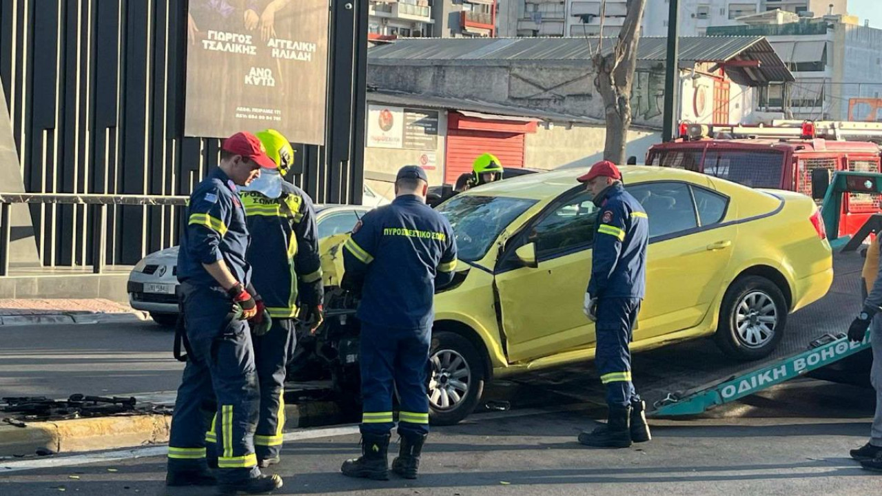 Πειραιώς: Πέθανε και η επιβάτης του ταξί που είχε «καρφωθεί» σε κολώνα