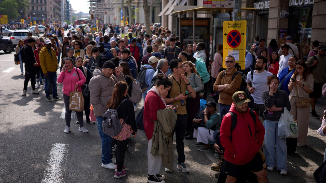 ΕΕ για μπλακ άουτ: Απαραίτητο, δια παν ενδεχόμενον, κιτ επιβίωσης 72 ωρών ΕΕ για μπλακ άουτ: Απαραίτητο, δια παν ενδεχόμενον, κιτ επιβίωσης 72 ωρών