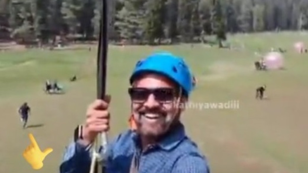 Βίντεο σοκ: Κάνει zipline χαμογελαστός την ώρα του μακελειού στο Κασμίρ – Δεν αντιλαμβάνεται τις κραυγές και τους πυροβολισμούς