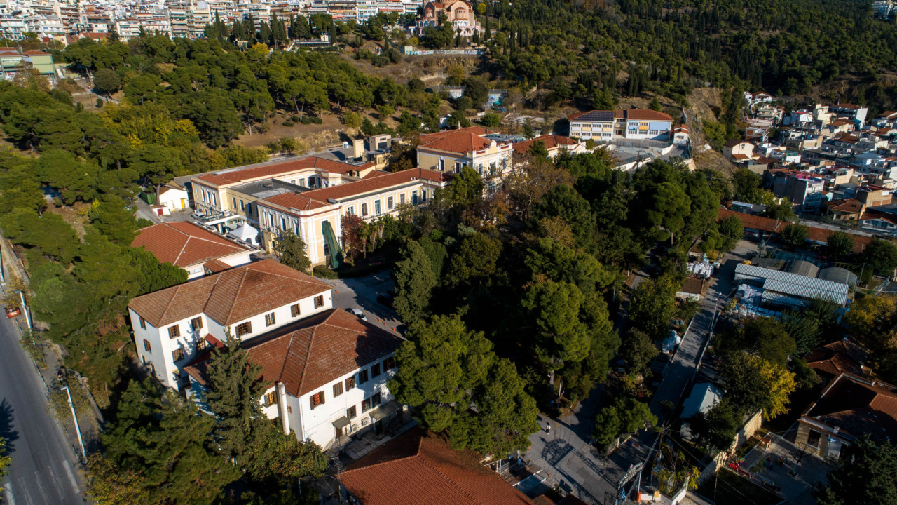 Χαλκιδική: Στο «Άγιος Δημήτριος» η 46χρονη αστυνομικός που παρασύρθηκε από φορτηγάκι