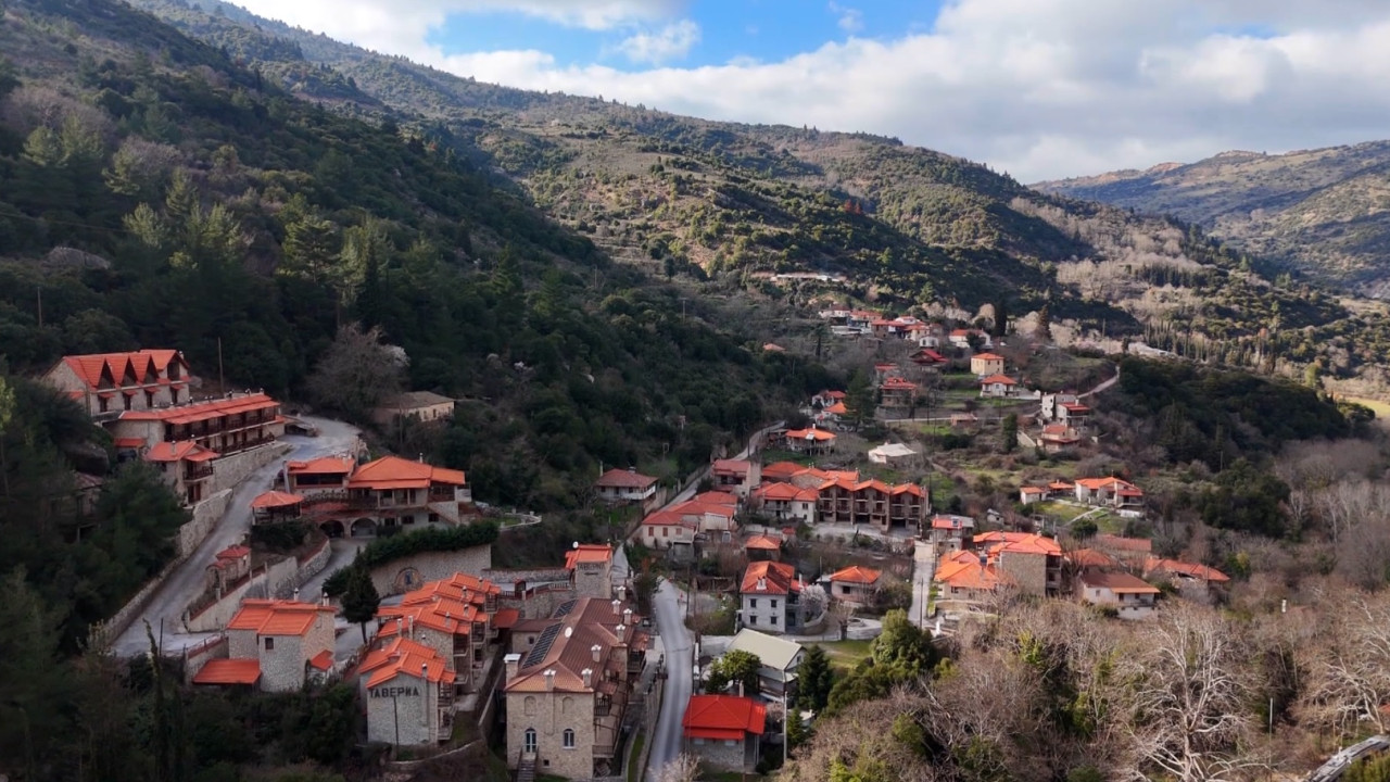 «’Οπου Υπάρχει Ελλάδα»: Η εβδομάδα ξεκινά από τα Καλάβρυτα – Σήμερα στις 14.45, στον ΣΚΑΪ