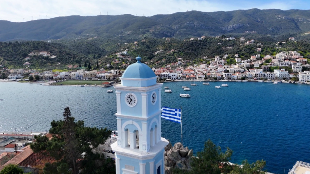 Όπου υπάρχει Ελλάδα: Ζωντανά από τον παραθαλάσσιο Γαλατά