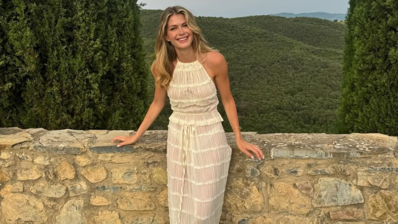 Αμαλία Κωστοπούλου: Προανήγγειλε γάμο στην Ελλάδα και εξήγησε γιατί δεν θέλει δώρα Αμαλία Κωστοπούλου: Προανήγγειλε γάμο στην Ελλάδα και εξήγησε γιατί δεν θέλει δώρα