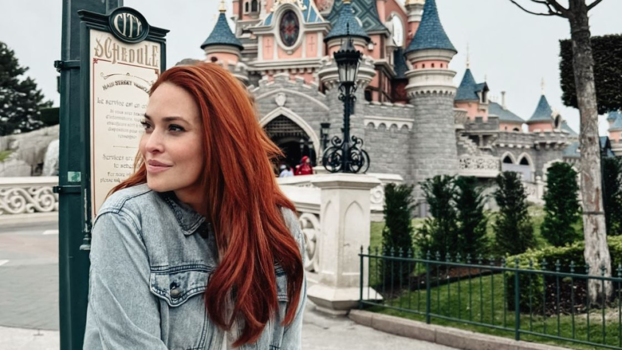 Σίσσυ Χρηστίδου: Μια βόλτα στη Disneyland τα γιατρεύει όλα! Σίσσυ Χρηστίδου: Μια βόλτα στη Disneyland τα γιατρεύει όλα!