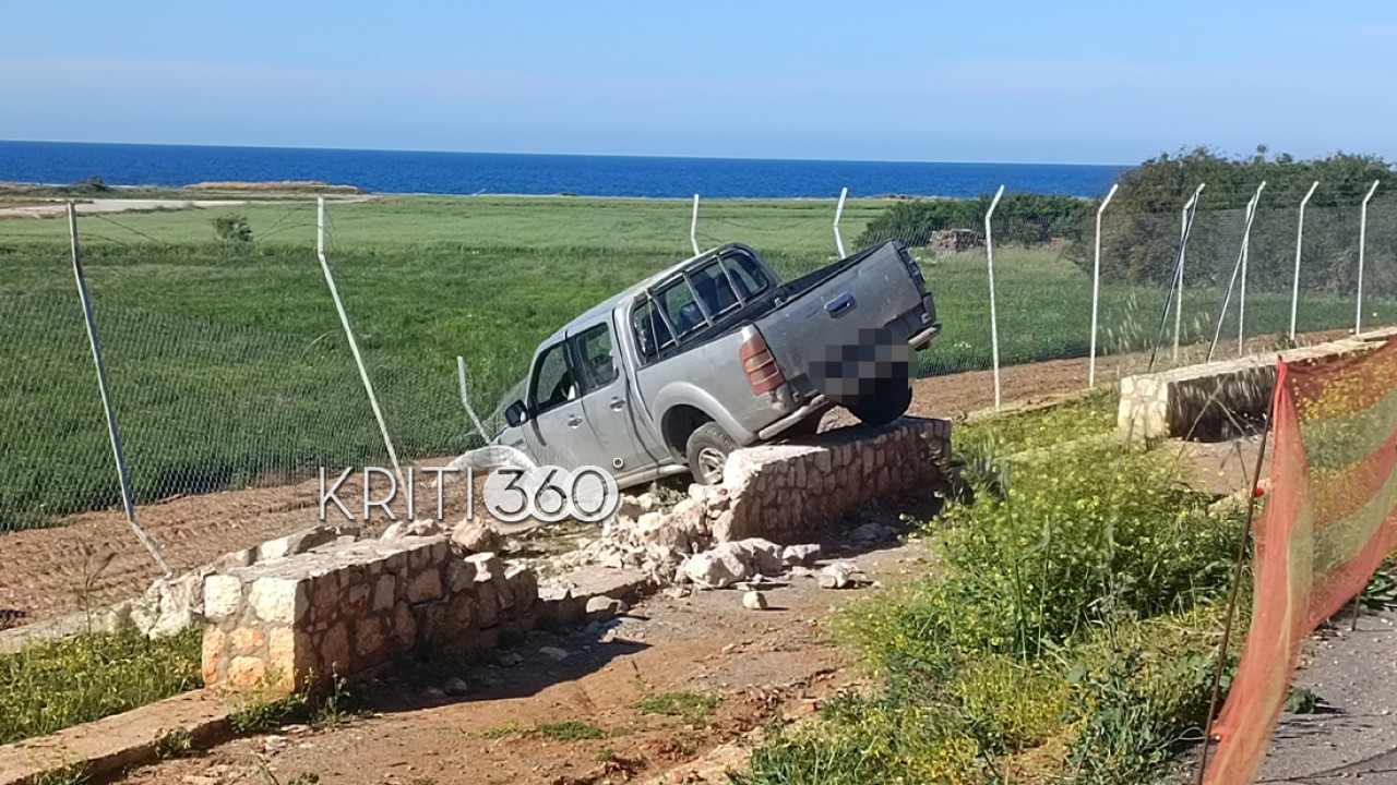 Χανιά: Τροχαίο με αγροτικό που καρφώθηκε σε μπεντένι – Στο νοσοκομείο ο οδηγός