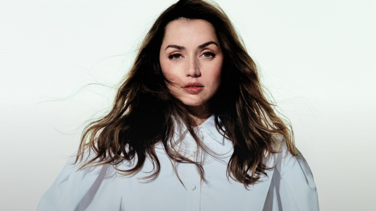 Ana de Armas: Μας κρατάει σε αγωνία για το αν είναι το «κορίτσι» του Tom Cruise – Έπαθε και έμαθε… Ana de Armas: Μας κρατάει σε αγωνία για το αν είναι το «κορίτσι» του Tom Cruise – Έπαθε και έμαθε…