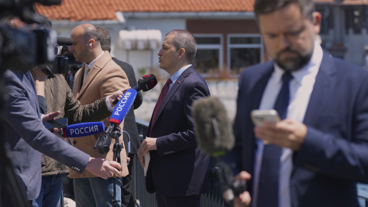 Στην Κωνσταντινούπολη ακόμη περιμένουν | ΣΚΑΪ Στην Κωνσταντινούπολη ακόμη περιμένουν | ΣΚΑΪ