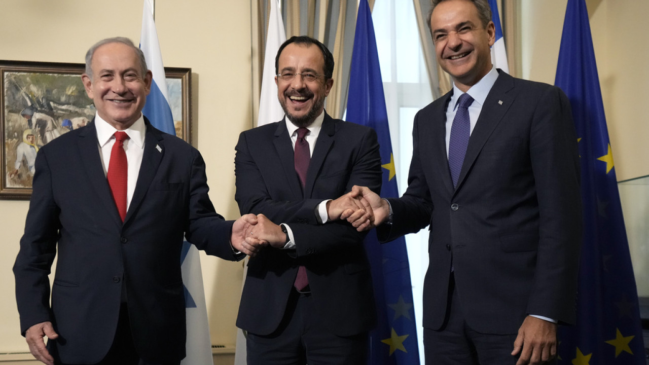 Τριμερή Σύνοδο Κορυφής, Κύπρου – Ελλάδας – Ισραήλ, επιθυμεί να φιλοξενήσει στο Ισραήλ ο Νετανιάχου Τριμερή Σύνοδο Κορυφής, Κύπρου – Ελλάδας – Ισραήλ, επιθυμεί να φιλοξενήσει στο Ισραήλ ο Νετανιάχου