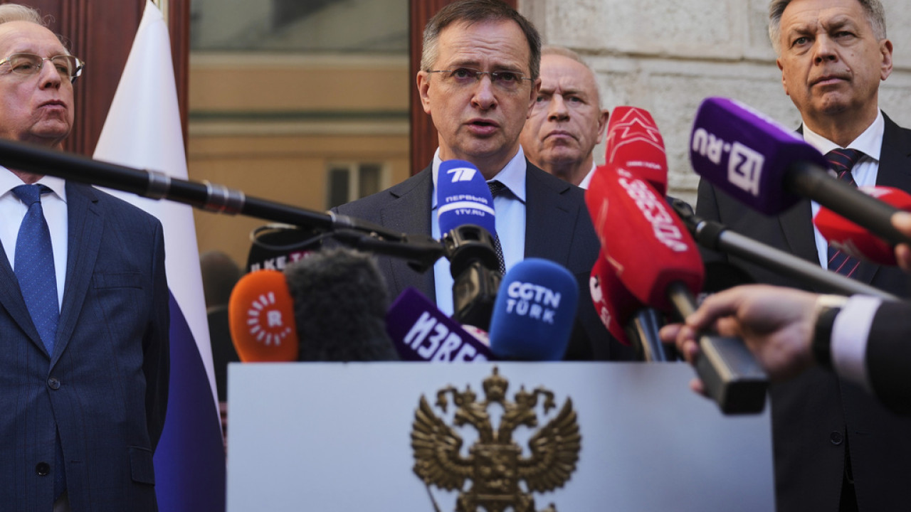 Η ρωσική αντιπροσωπεία “περιμένει τους Ουκρανούς στις 10 το πρωί” στην Κωνσταντινούπολη, λέει ο επικεφαλής της Η ρωσική αντιπροσωπεία “περιμένει τους Ουκρανούς στις 10 το πρωί” στην Κωνσταντινούπολη, λέει ο επικεφαλής της