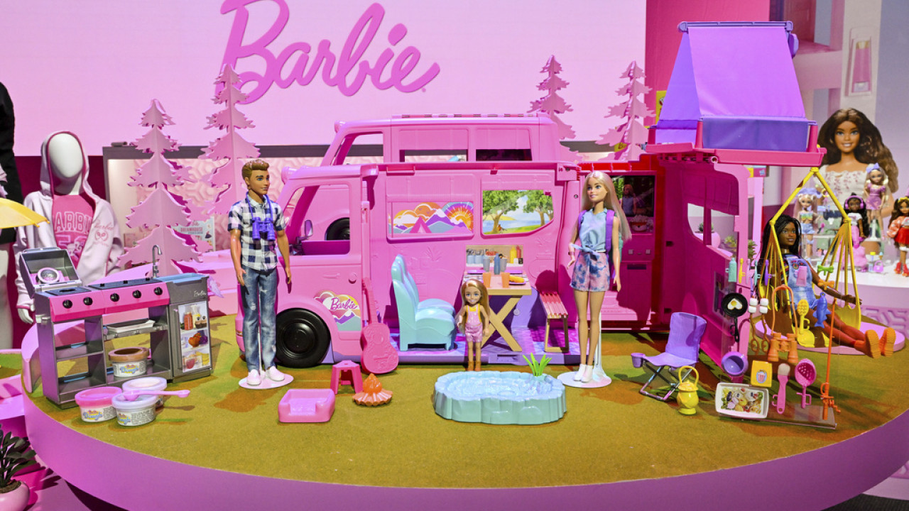 Οι Barbie είναι τα νέα «θύματα» του δασμολογικού πολέμου του Τραμπ