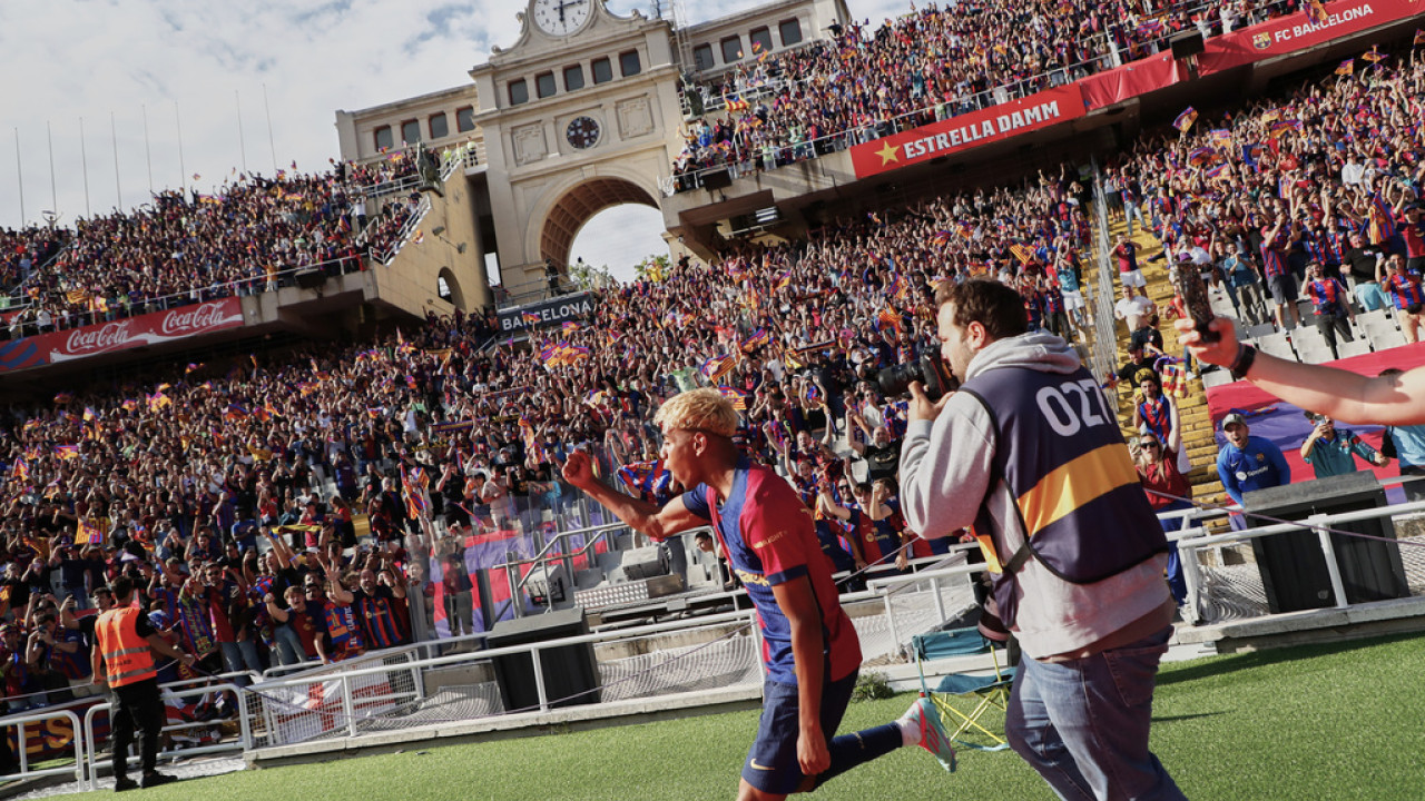 El Clasico: Μαγ(κ)ική Μπάρτσα, από 0-2 στο 4-3 τη Ρεάλ – Αγκαλιά με τον τίτλο οι Καταλανοί El Clasico: Μαγ(κ)ική Μπάρτσα, από 0-2 στο 4-3 τη Ρεάλ – Αγκαλιά με τον τίτλο οι Καταλανοί
