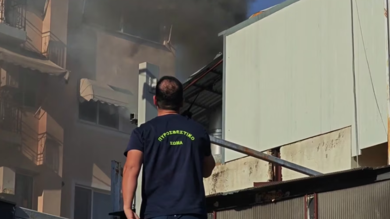 Φωτιά στο Γκάζι: Εκδηλώθηκε στο σύστημα εξαερισμού καταστημάτων εστίασης Φωτιά στο Γκάζι: Εκδηλώθηκε στο σύστημα εξαερισμού καταστημάτων εστίασης