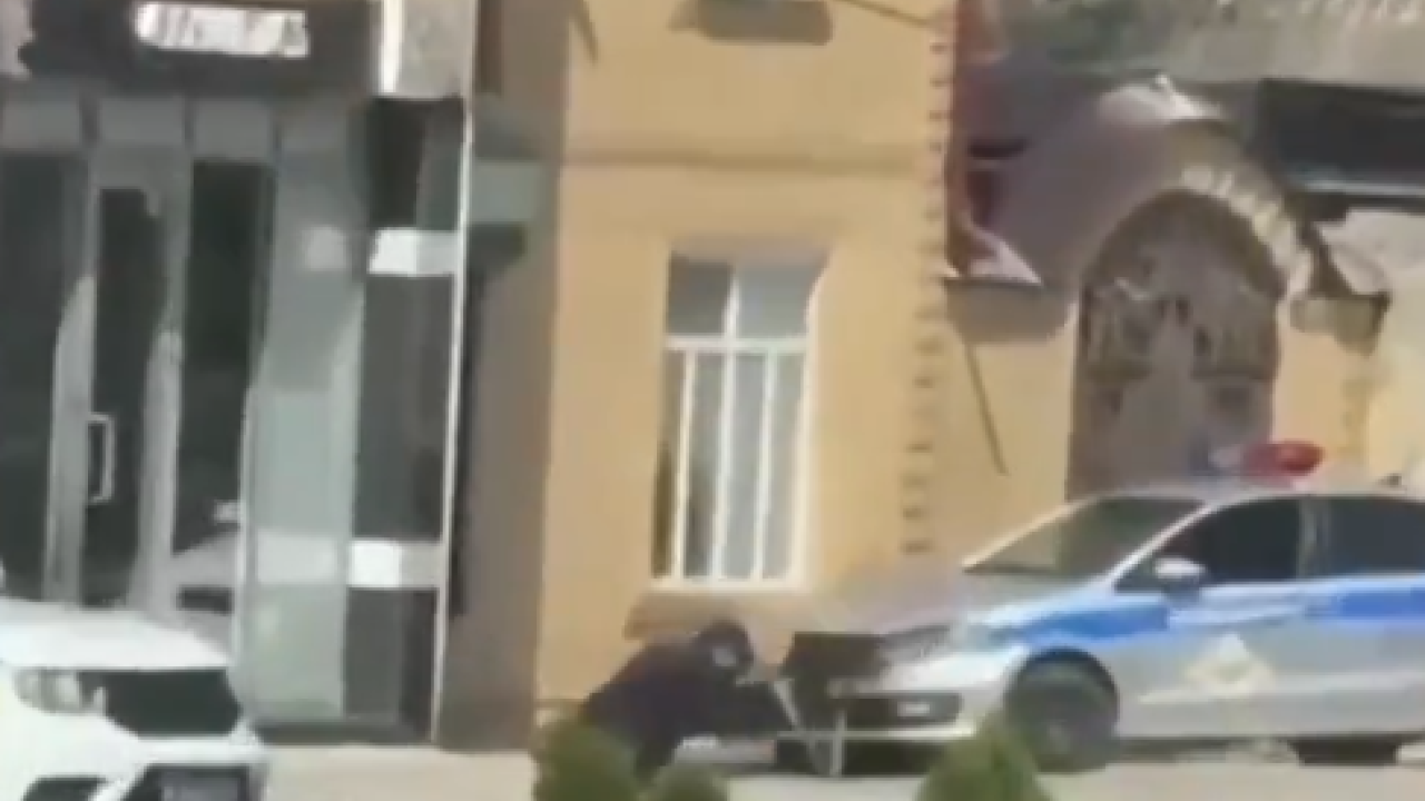 Νταγκεστάν: Τρεις αστυνομικοί νεκροί σε αιματηρή συμπλοκή Νταγκεστάν: Τρεις αστυνομικοί νεκροί σε αιματηρή συμπλοκή