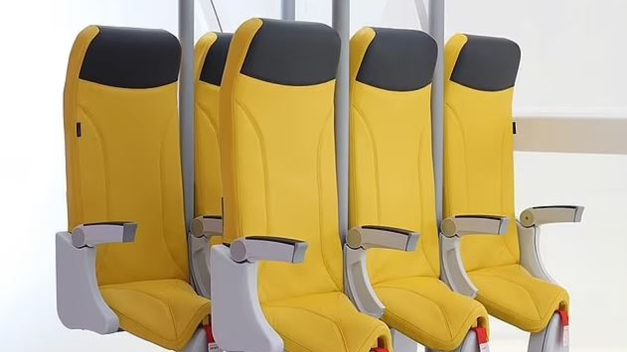 Θέσεις «ορθίων» στις αεροπορικές low cost εταιρίες από το 2026 Θέσεις «ορθίων» στις αεροπορικές low cost εταιρίες από το 2026
