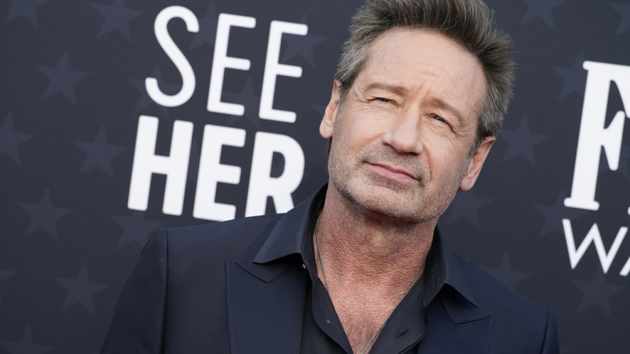 David Duchovny: Ο αγαπημένος «Fox Mulder» του «X-Files» παντρεύτηκε μετά από 6 χρόνια σχέσης