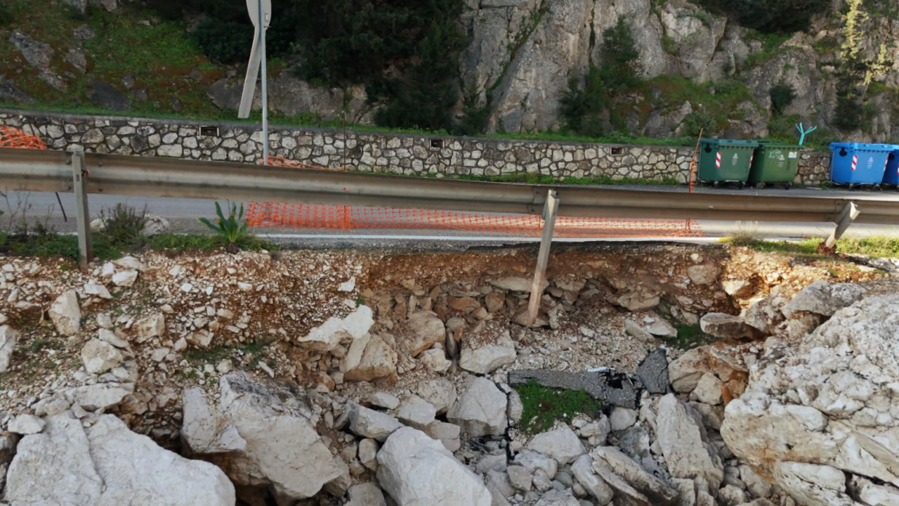 Ιθάκη: Πέντε χρόνια μετά τον Ιανό και ο δρόμος… ακόμη περιμένε Ιθάκη: Πέντε χρόνια μετά τον Ιανό και ο δρόμος… ακόμη περιμένε