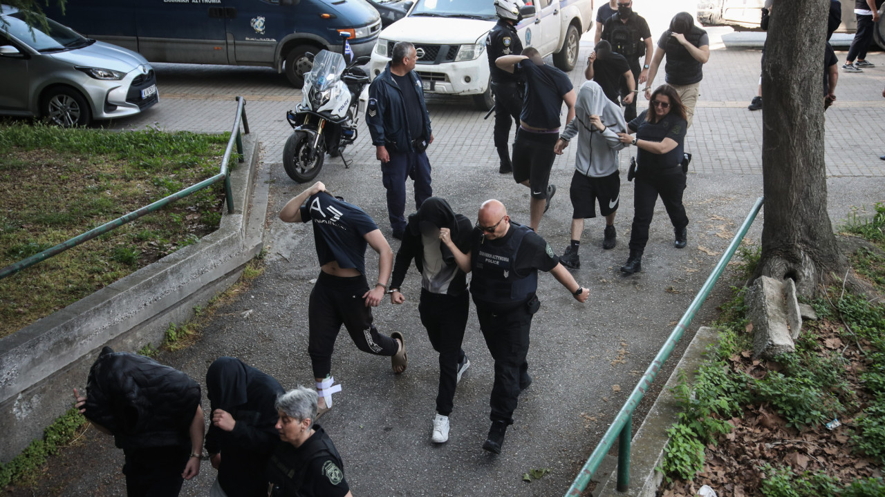 Θεσσαλονίκη: Οι διώξεις που ασκήθηκαν στους 28 ακροδεξιούς συλληφθέντες