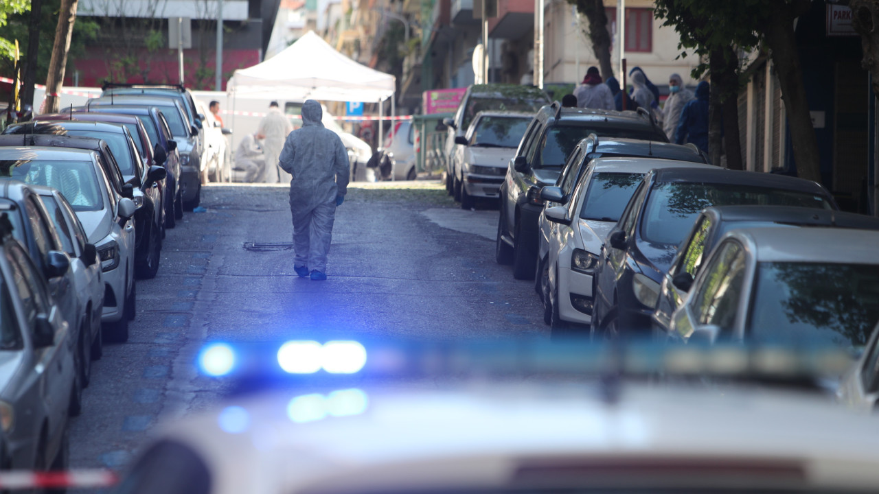 Έκρηξη στη Θεσσαλονίκη: Ποια πρόσωπα είναι στο στόχαστρο των Αρχών – Ληστεία τράπεζας η ΕΛΑΣ Έκρηξη στη Θεσσαλονίκη: Ποια πρόσωπα είναι στο στόχαστρο των Αρχών – Ληστεία τράπεζας η ΕΛΑΣ