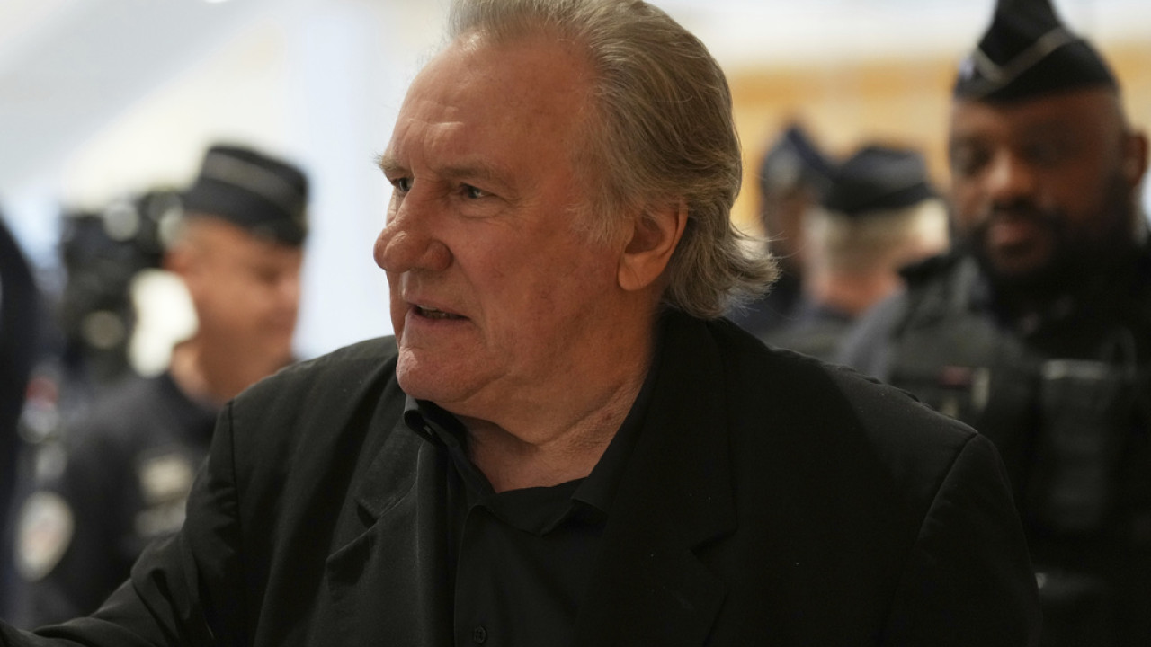 Νέες περιπέτειες για τον Gerard Depardieu: Κατηγορείται ότι γρονθοκόπησε Ιταλό παπαράτσι