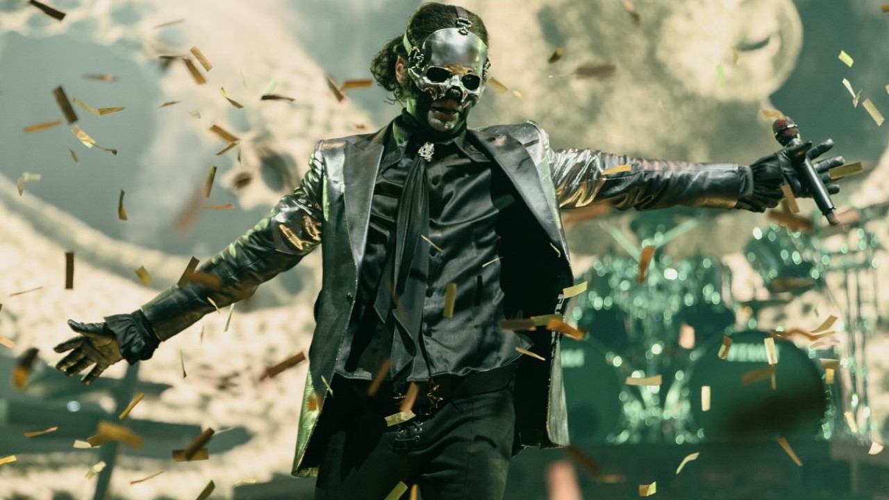 Ghost: Το συγκρότημα της hard rock που κατέκτησε την κορυφή του Billboard 200
