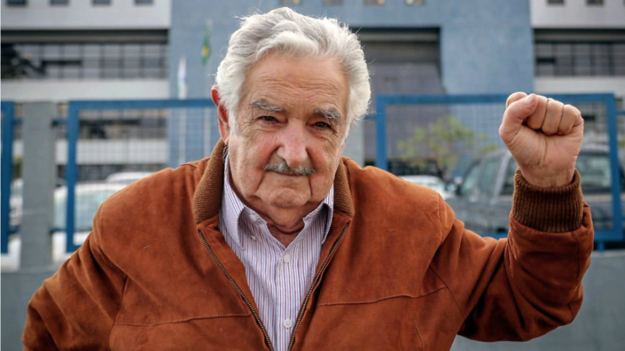 Ανδρουλάκης για τον θάνατο του πρώην Προέδρου της Ουρουγουάης: «Adiós Pepe»