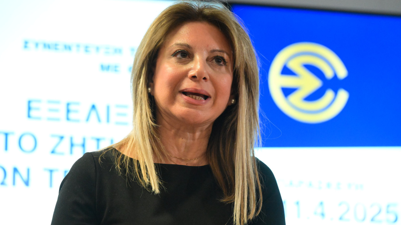 Καρυστιανού – Τέμπη: Σφοδρή επίθεση στον Στέφανο Κασσελάκη