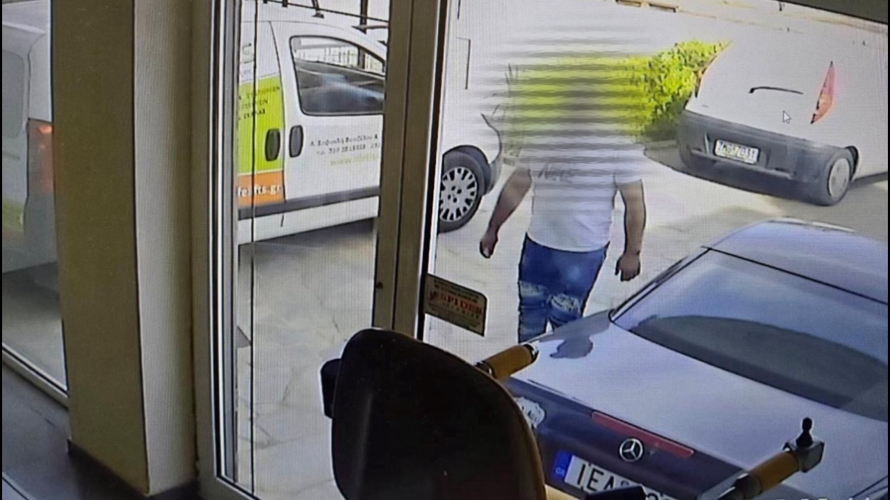 Νέα Φιλαδέλφεια: Υποδύονταν τους διανομείς φυλλαδίων και ξάφριζαν κινητά τηλέφωνα Νέα Φιλαδέλφεια: Υποδύονταν τους διανομείς φυλλαδίων και ξάφριζαν κινητά τηλέφωνα