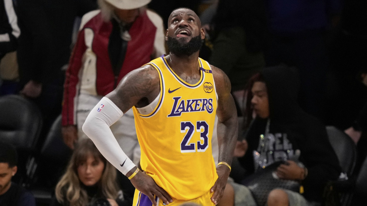 Λεμπρόν Τζέιμς: Στο NBA… με τους γιους του – Δεν αποσύρεται