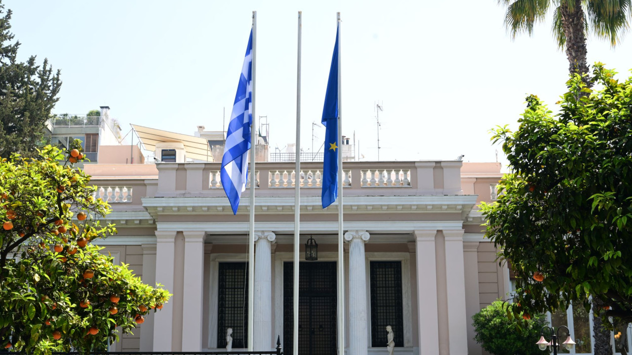 Ολιστική δράση για τη βία ανηλίκων και αξιολόγηση από τους πολίτες Ολιστική δράση για τη βία ανηλίκων και αξιολόγηση από τους πολίτες