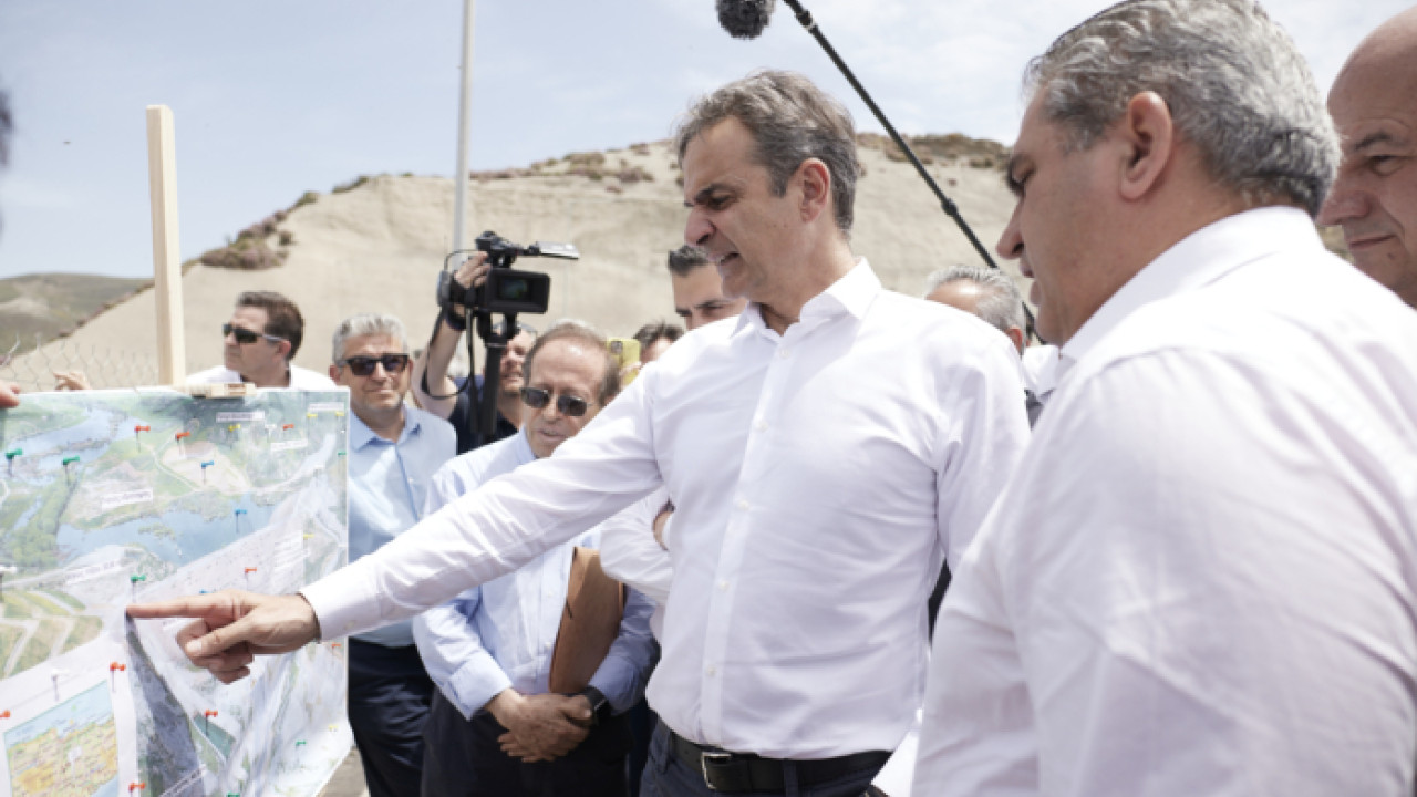 Μητσοτάκης από Πλακιώτισσα: «Πιάνουμε το νήμα, λύνουμε χρόνιες εκκρεμότητες» Μητσοτάκης από Πλακιώτισσα: «Πιάνουμε το νήμα, λύνουμε χρόνιες εκκρεμότητες»