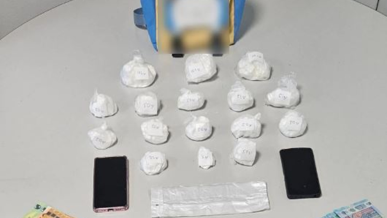 Θεσσαλονίκη: Εξαρθρώθηκε εγκληματική οργάνωση που διακινούσε ναρκωτικές ουσίες Θεσσαλονίκη: Εξαρθρώθηκε εγκληματική οργάνωση που διακινούσε ναρκωτικές ουσίες