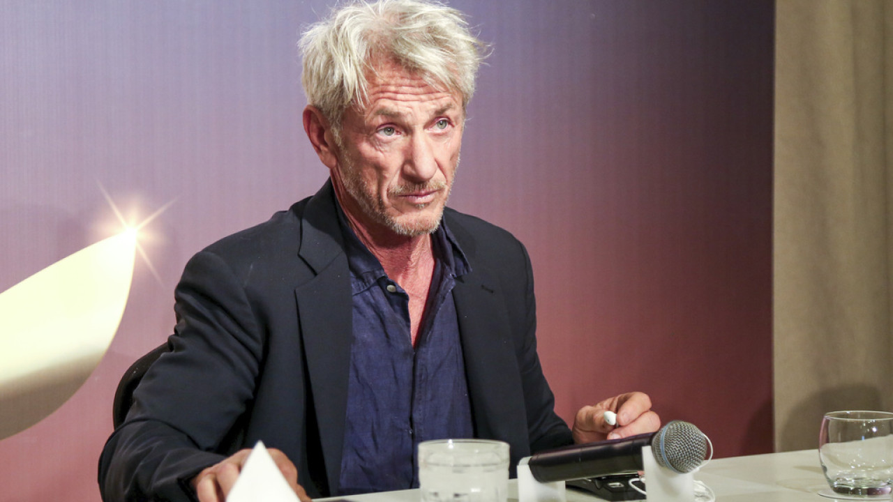 Τι έπαθε ο Sean Penn; – Οι θαυμαστές τρομοκρατήθηκαν από την εμφάνιση του σταρ του Χόλιγουντ