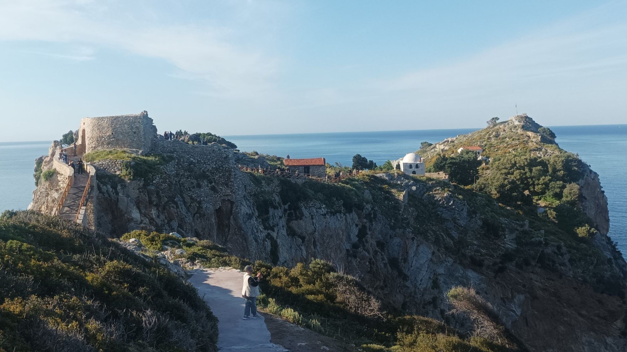 Σκιάθος: Εγκαινιάστηκε αποκαταστημένο το εμβληματικό Κάστρο Σκιάθος: Εγκαινιάστηκε αποκαταστημένο το εμβληματικό Κάστρο