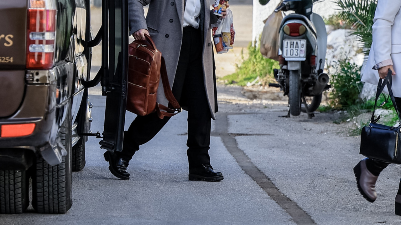 Ύδρα – Σπέτσες: Τα μέτρα που ανακοινώθηκαν για την ανακοπή της «πλημμυρίδας» ΙΧ και δικύκλων