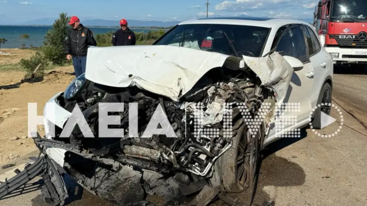 Κυλλήνη: Porsche συγκρούστηκε με τρακτέρ στην Κυλλήνη Κυλλήνη: Porsche συγκρούστηκε με τρακτέρ στην Κυλλήνη