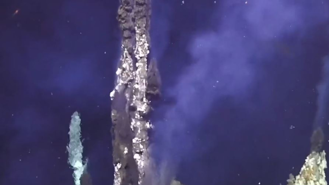Τεράστιο υποθαλάσσιο ηφαίστειο αναμένεται να εκραγεί